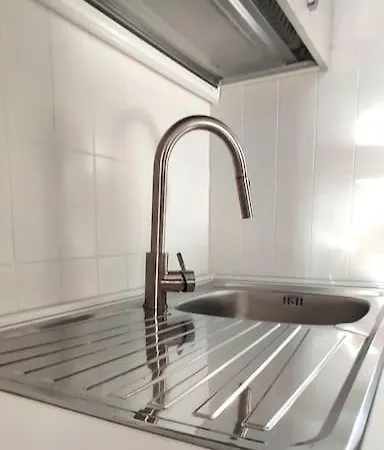 Monolocale Nuovo In Centralissimo Palazzo Storico * Μιλάνο